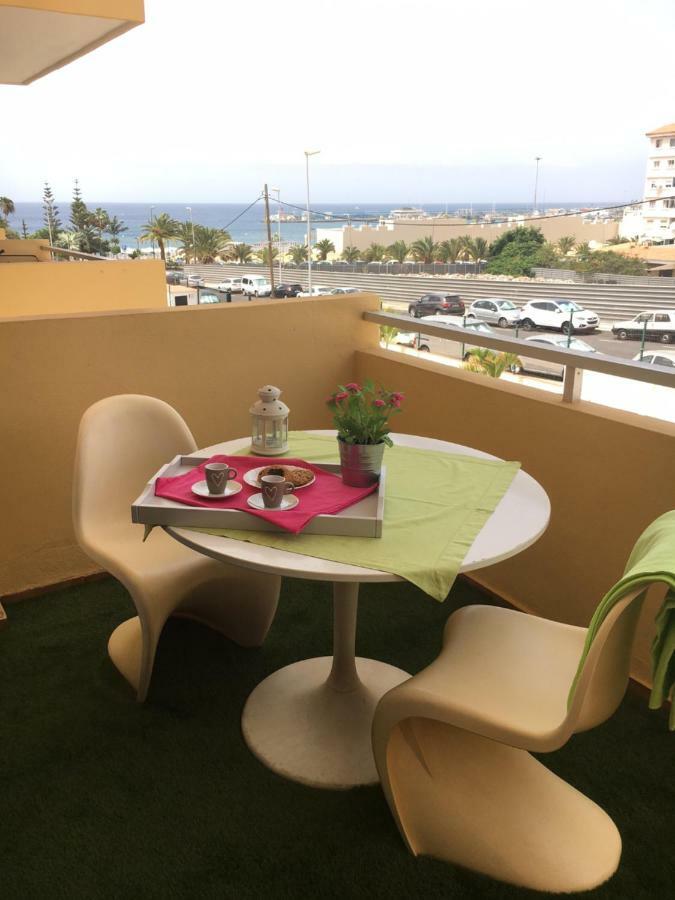 Sea View Apartment Los Cristianos لوس كريستيانوس المظهر الخارجي الصورة